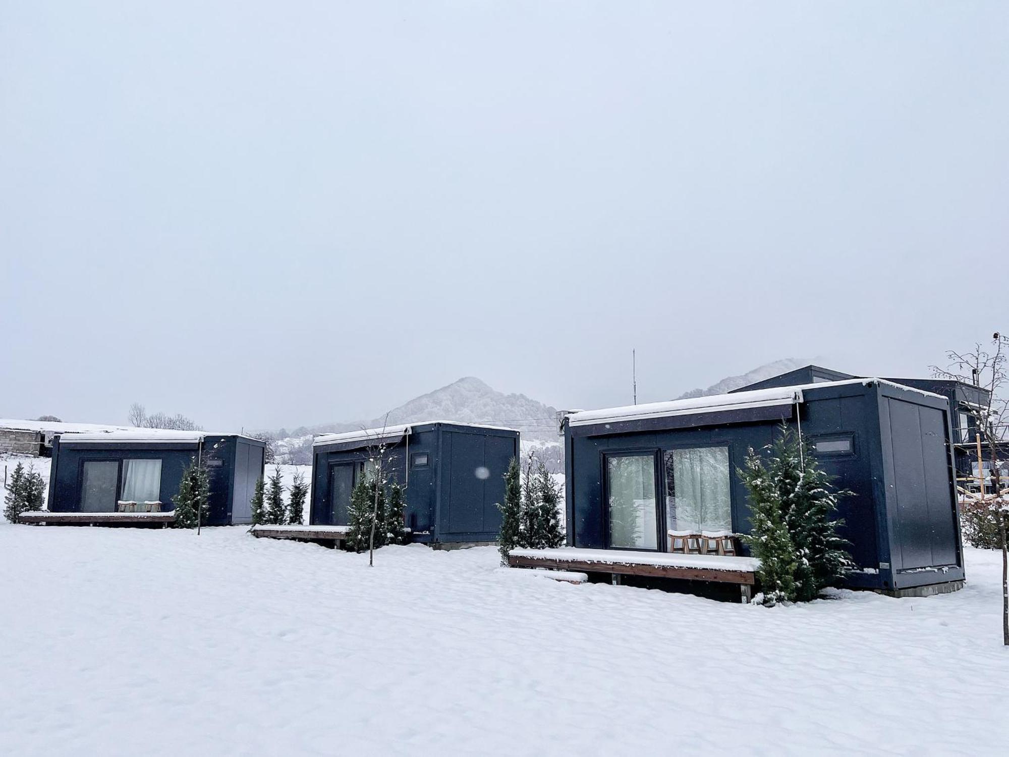 Hotel Flandra Glamping Corbeni Exteriér fotografie