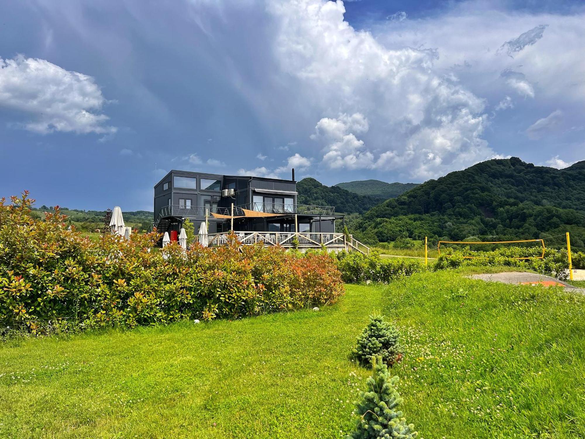Hotel Flandra Glamping Corbeni Exteriér fotografie