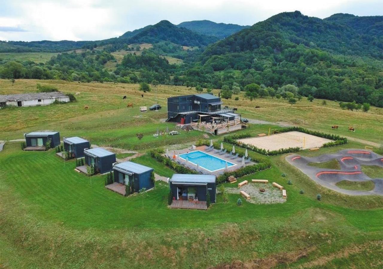 Hotel Flandra Glamping Corbeni Exteriér fotografie